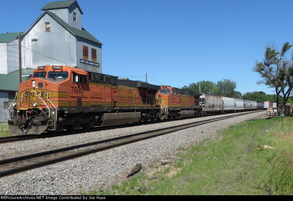 BNSF 7690 East